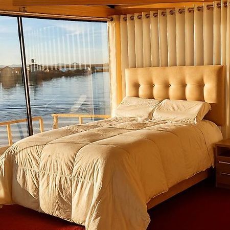 Los Uros Пуно Екстериор снимка