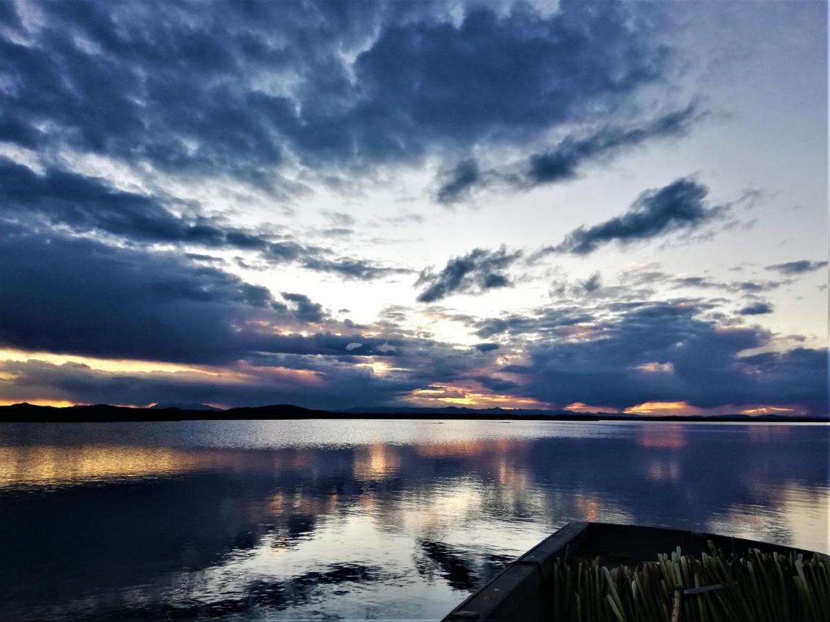 Los Uros Пуно Екстериор снимка