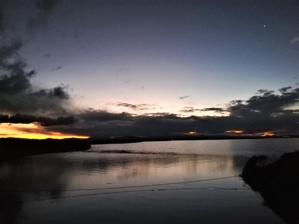 Los Uros Пуно Екстериор снимка