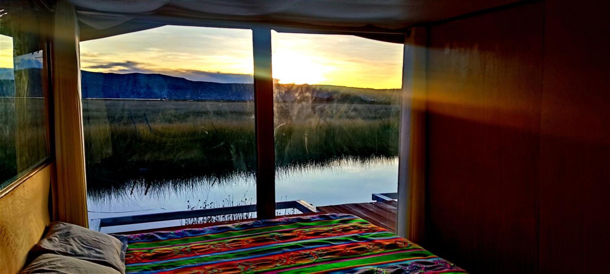 Los Uros Пуно Екстериор снимка