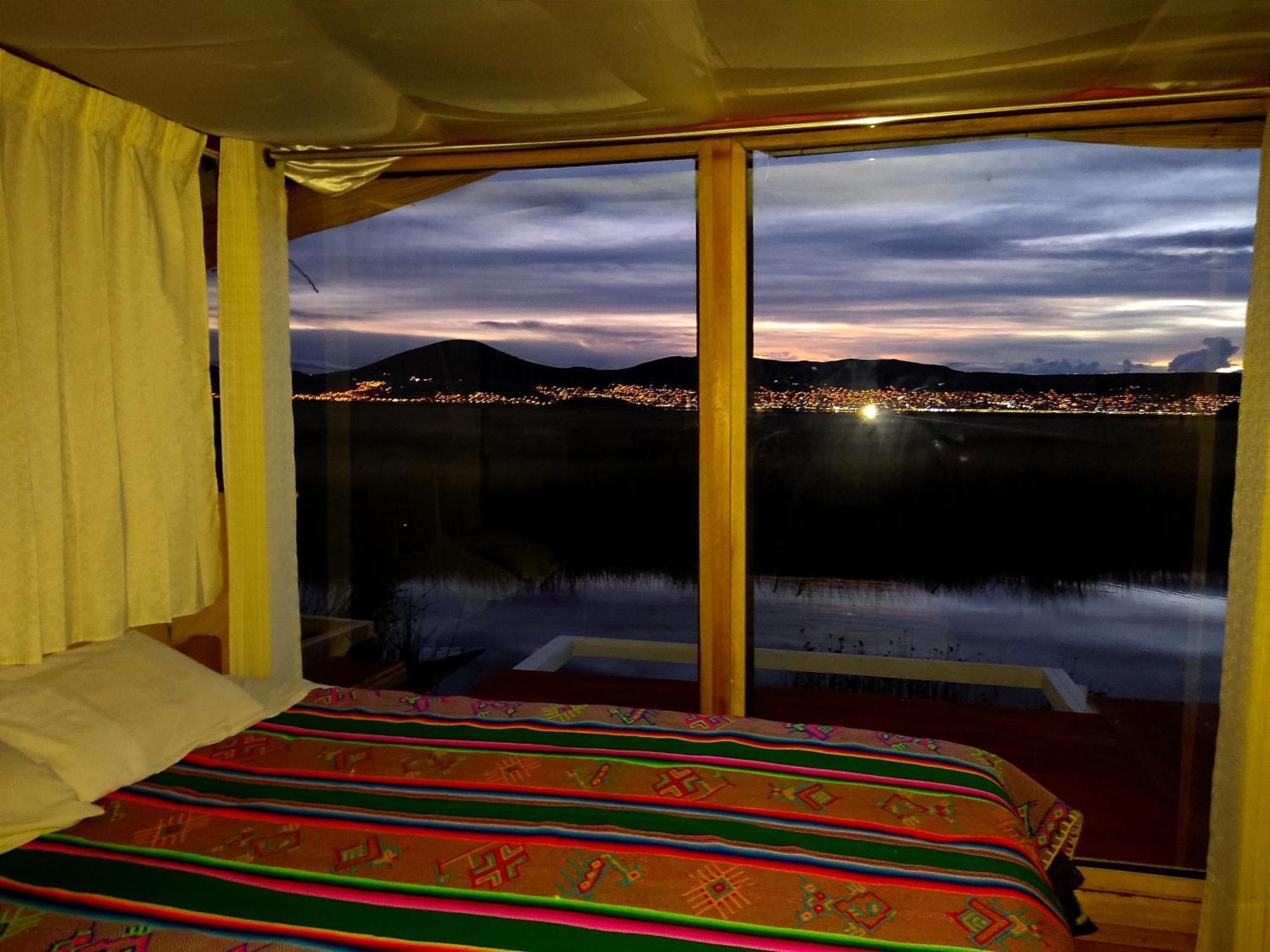 Los Uros Пуно Екстериор снимка