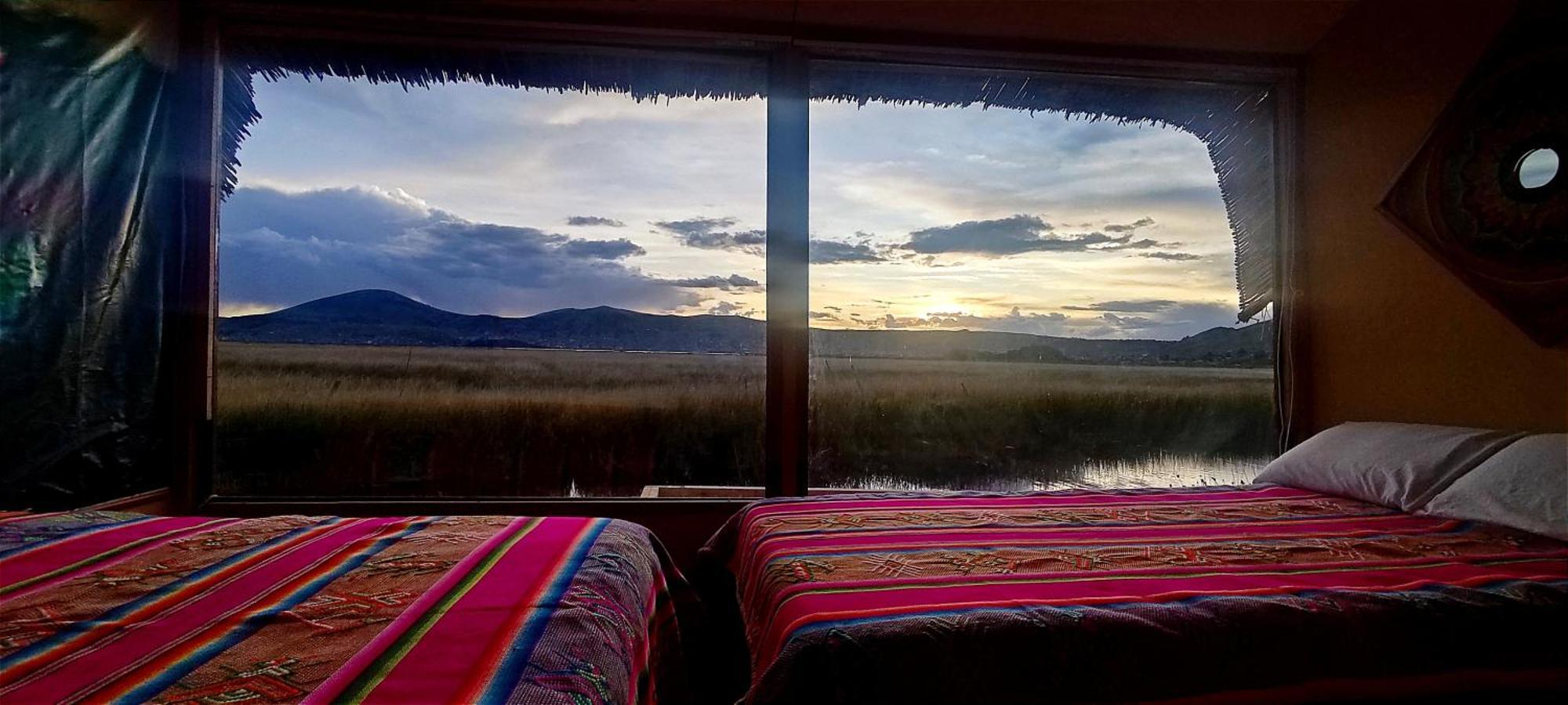 Los Uros Пуно Екстериор снимка