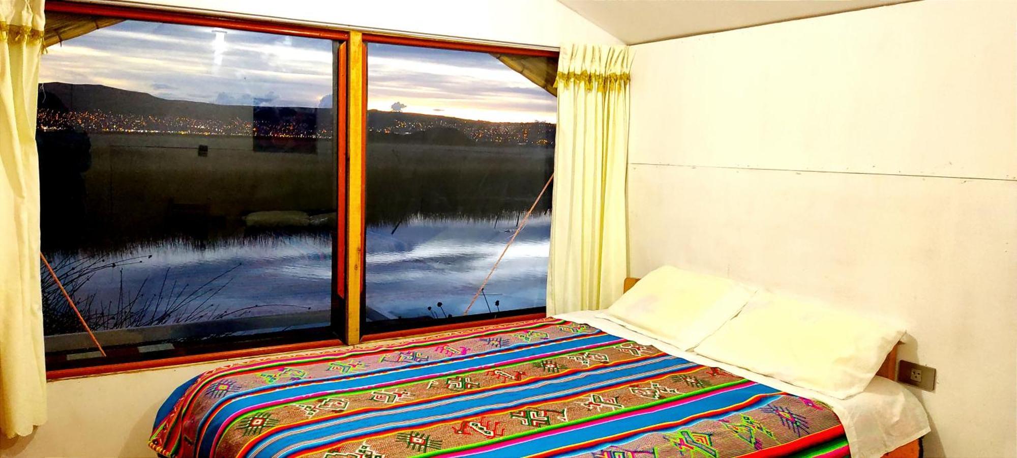 Los Uros Пуно Екстериор снимка